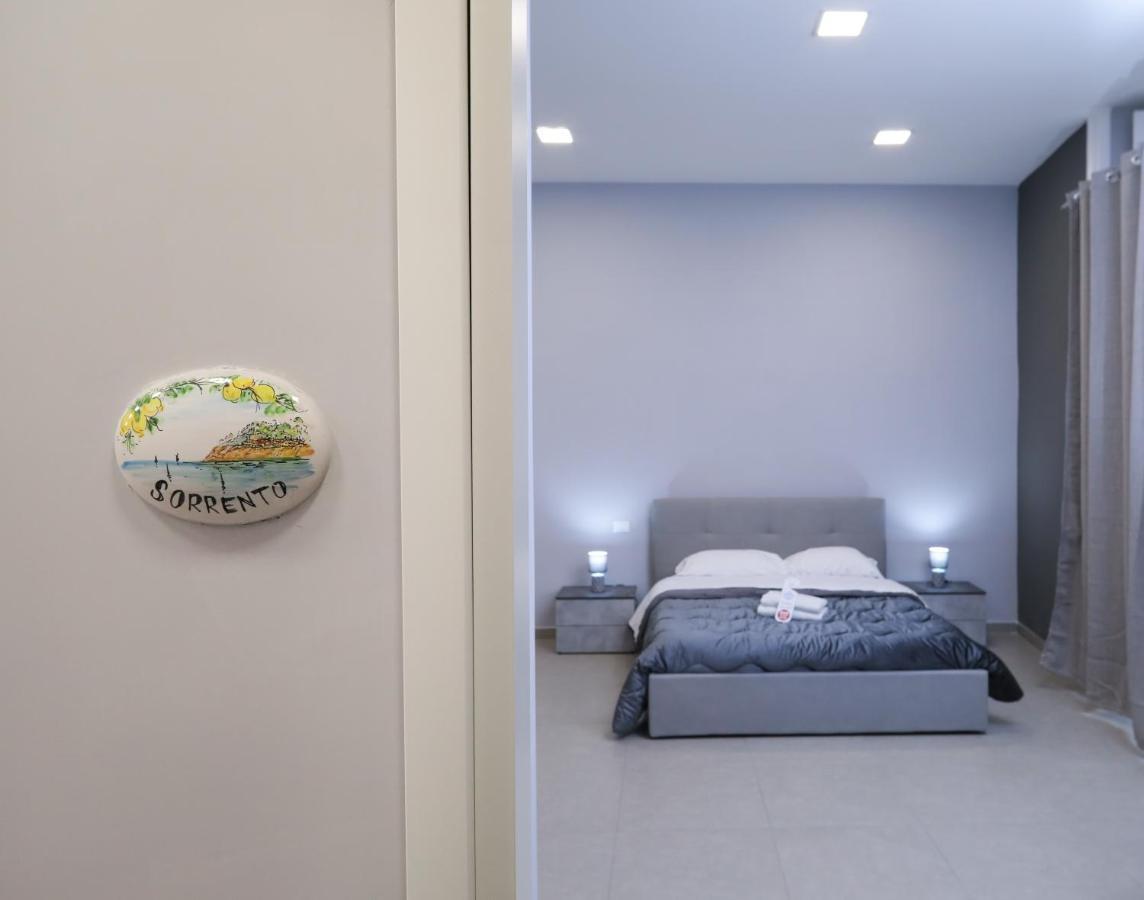 Residenza Esposito Economy Rooms 那不勒斯 外观 照片